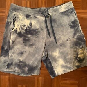 tie-dye men's shorts